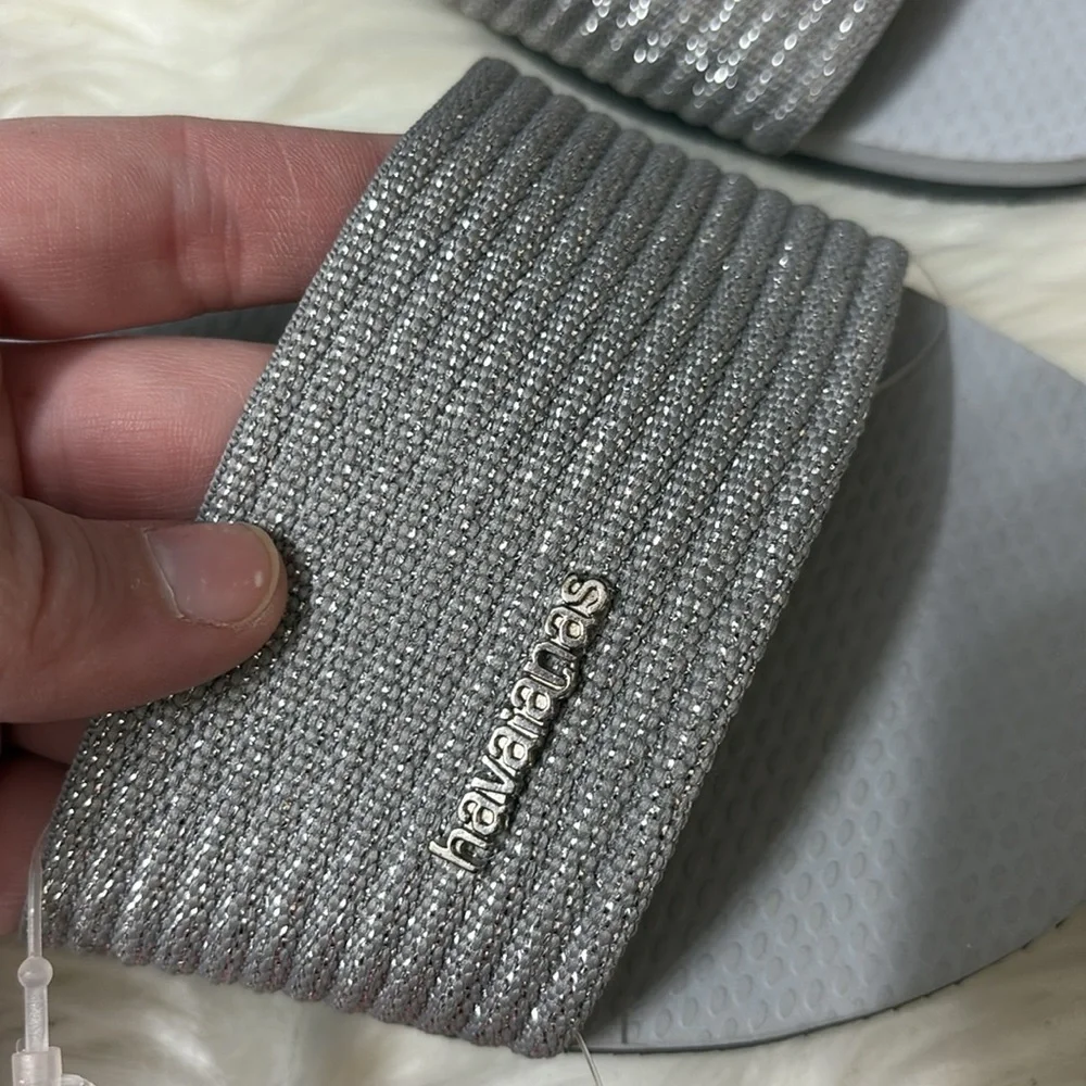 NWT Havaianas Silver Sparkly Slip On Sandals Size 11/12W